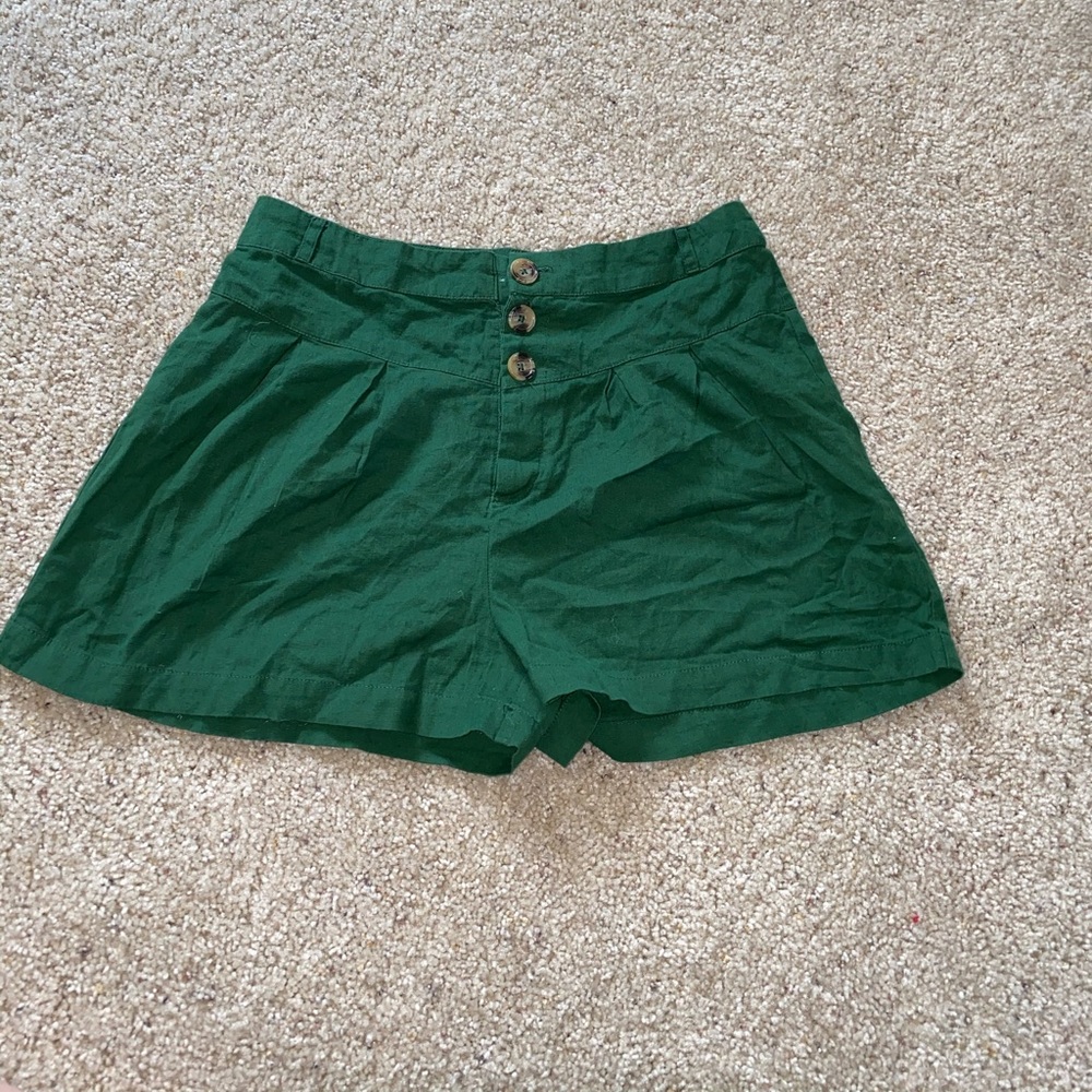 High Waisted Green Shorts